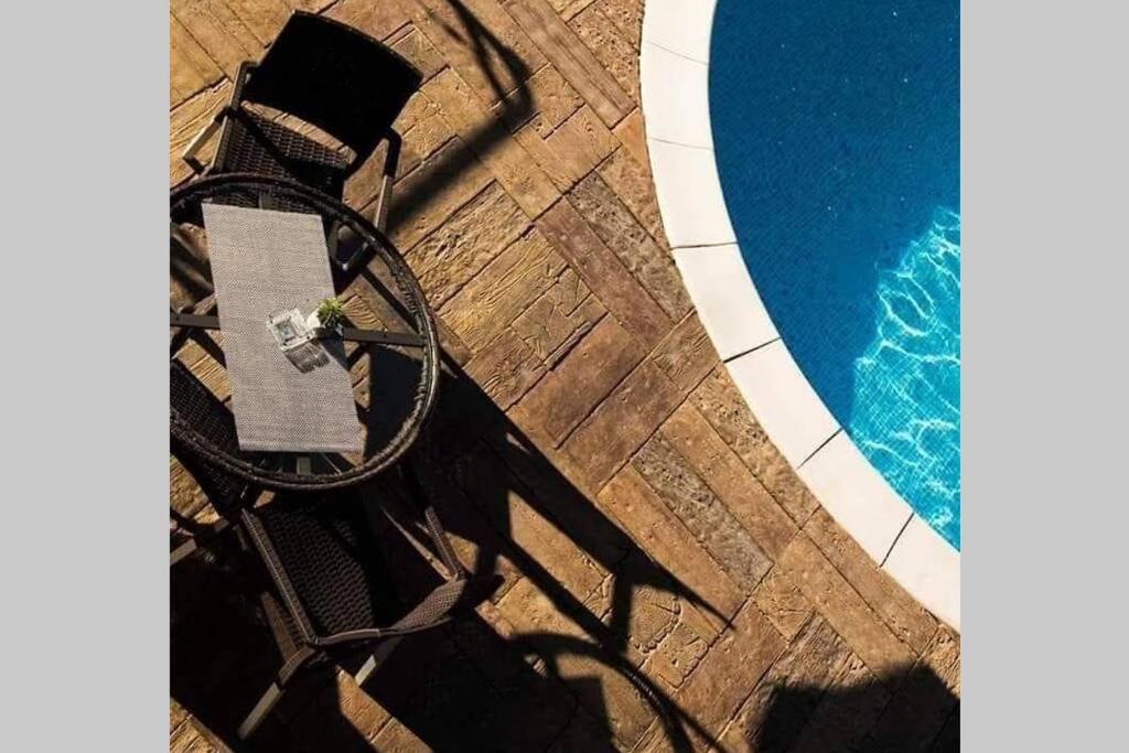 Private Lux Mila With Swimming Pool By The Danube, Sleeps 18 Smederevo
